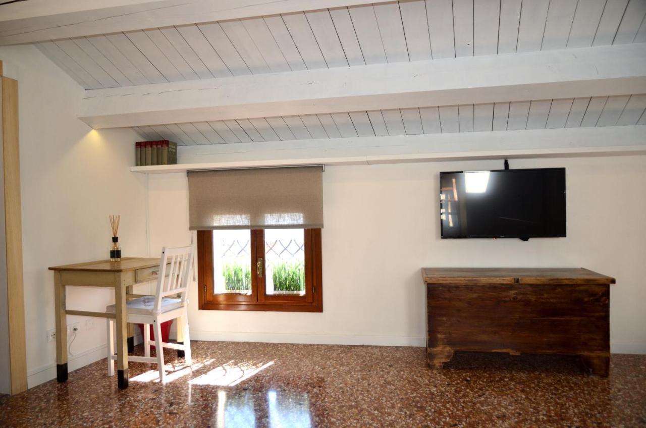 Olly Home Luxury Loft Noale Bagian luar foto