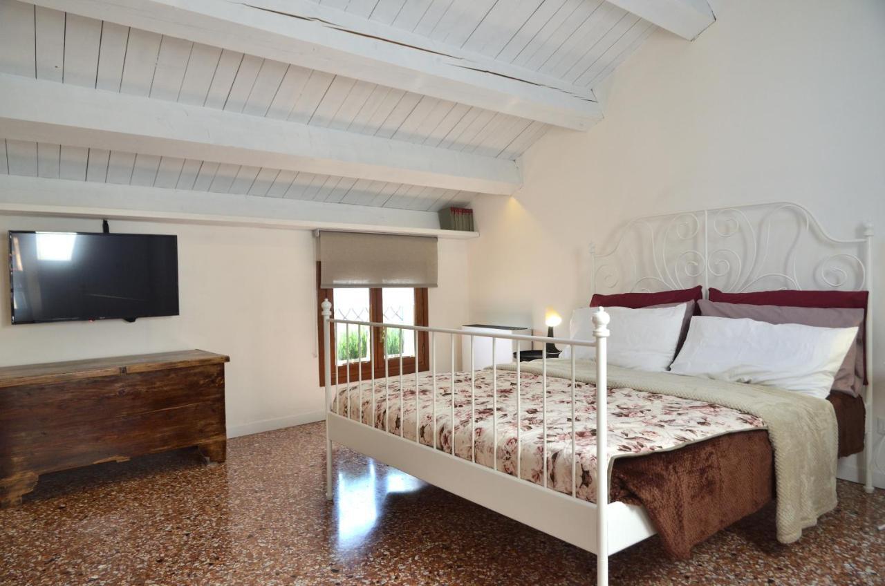 Olly Home Luxury Loft Noale Bagian luar foto
