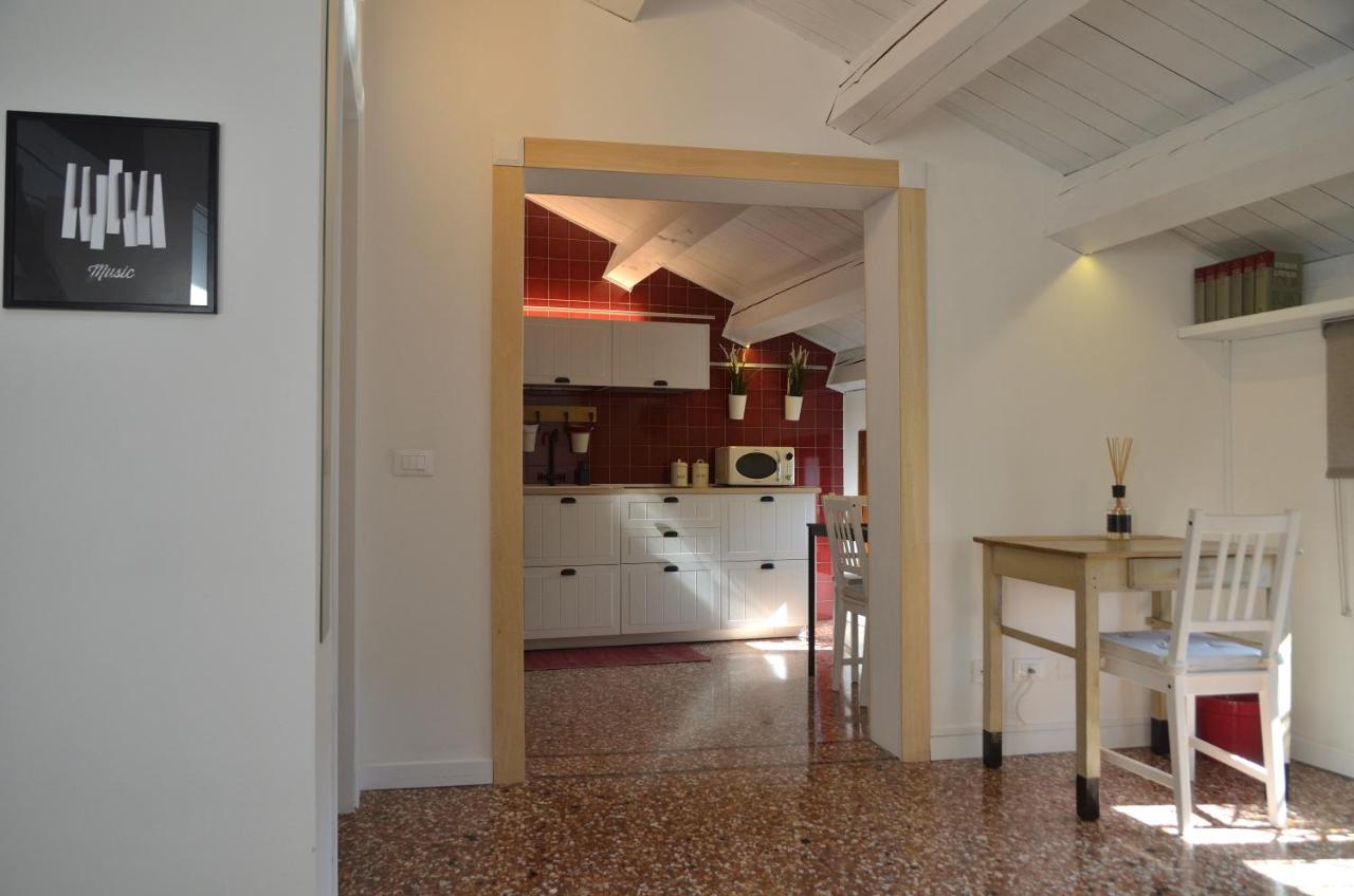Olly Home Luxury Loft Noale Bagian luar foto