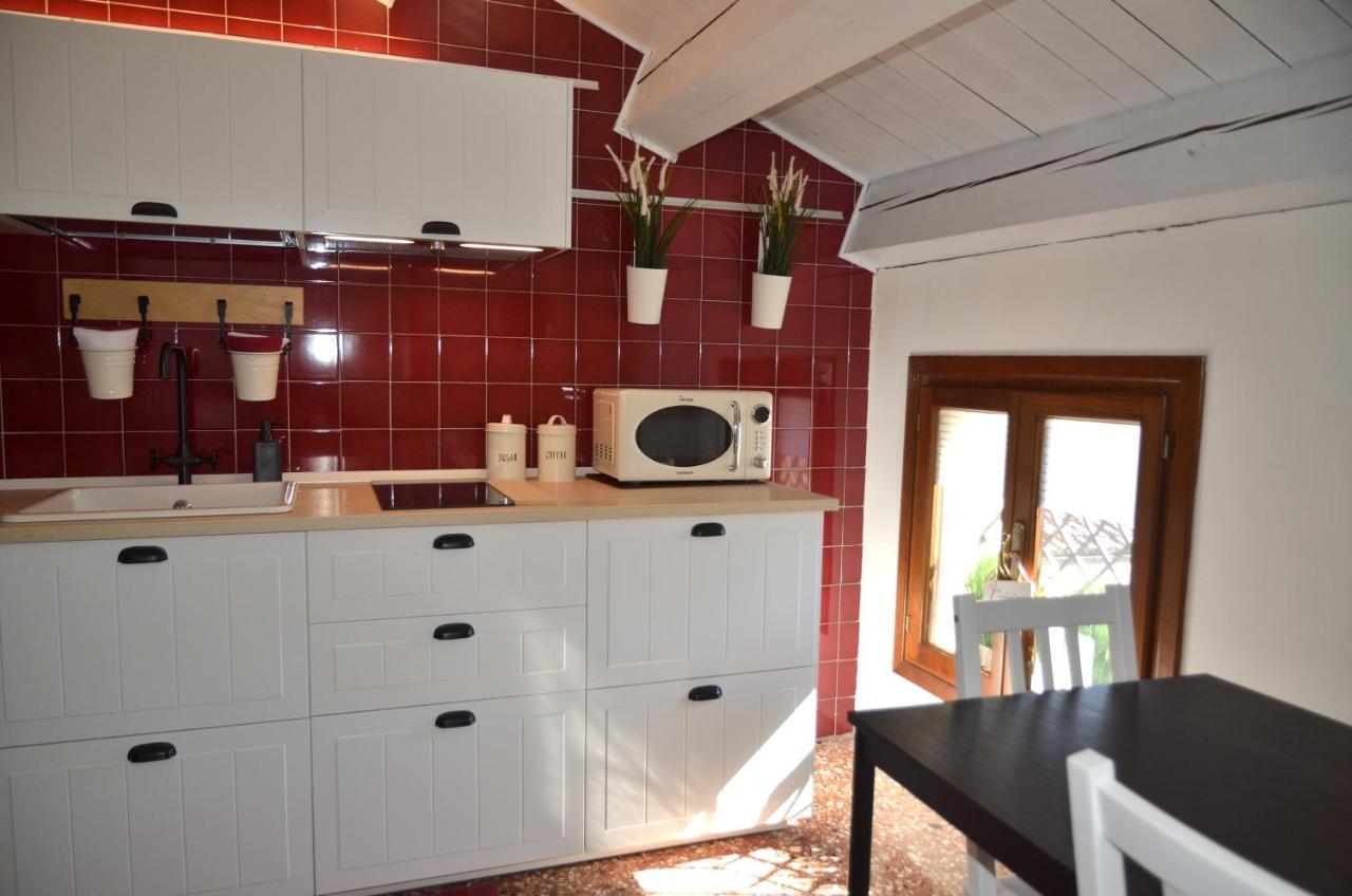 Olly Home Luxury Loft Noale Bagian luar foto
