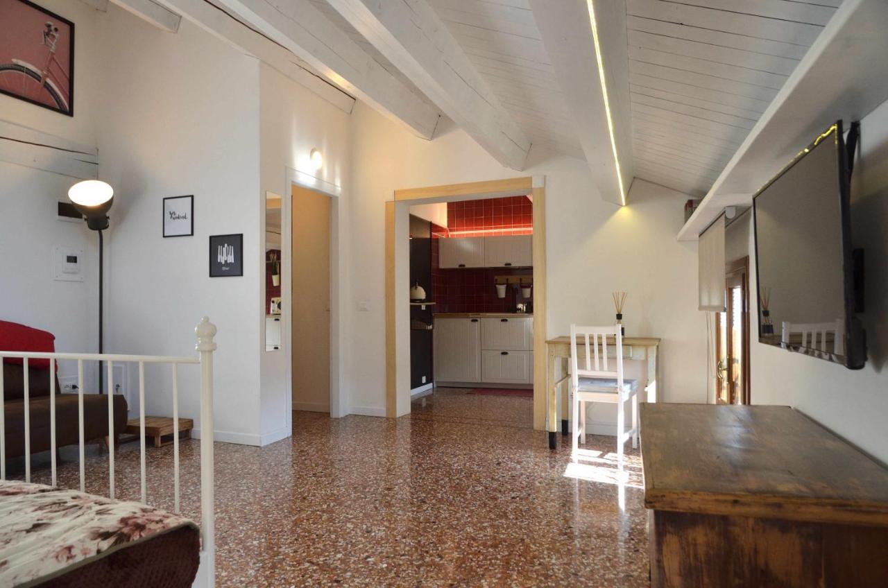 Olly Home Luxury Loft Noale Bagian luar foto