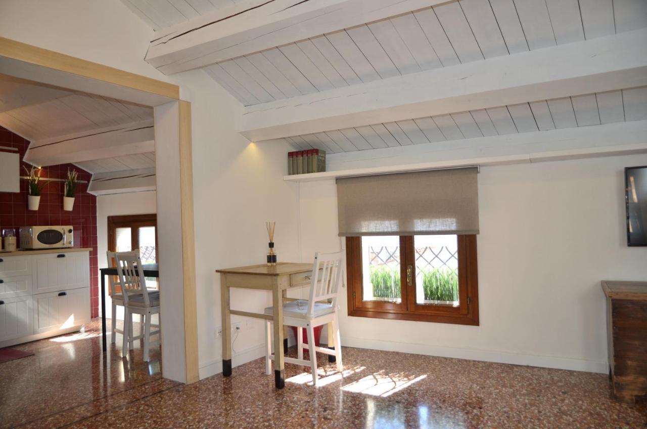 Olly Home Luxury Loft Noale Bagian luar foto